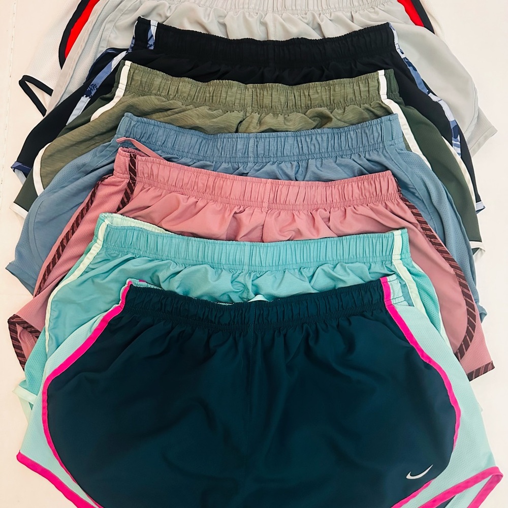 Women’s NIKE DRI-FIT shorts, 8 pair, XLarge.